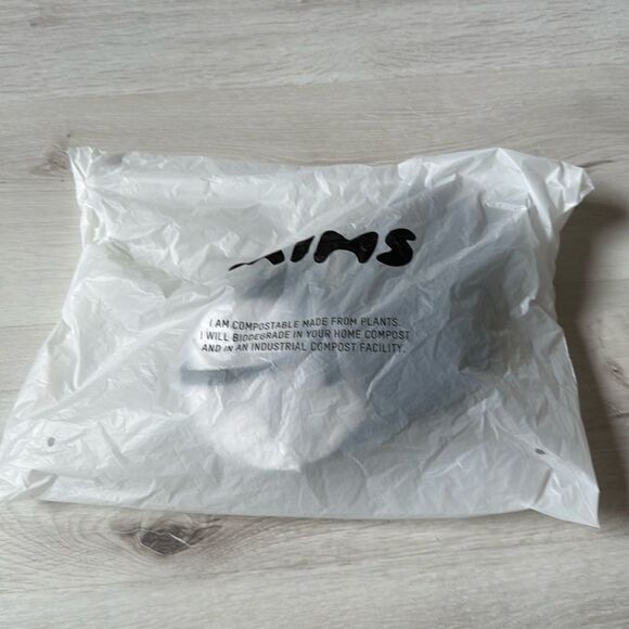 Skims Ultimate Apex Push-Up Bras
NIPPLE PUSH-UP BRA Onyx‎ 32B Nwt in packaging - Picture 7 of 8